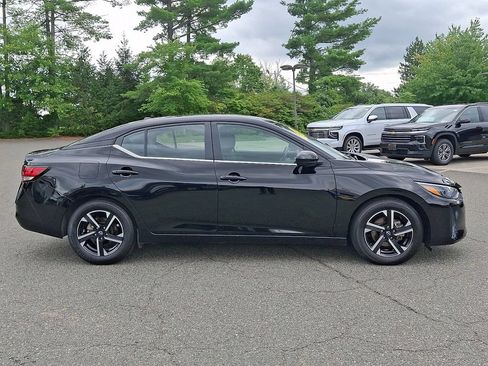 Used 2024 Nissan Sentra SV FWD image 7