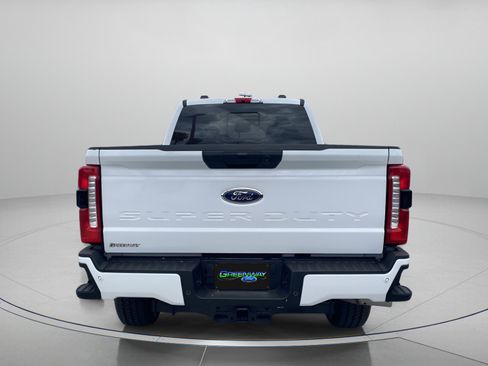 Used 2026 Ford F350 Lariat AWD/4WD image 4