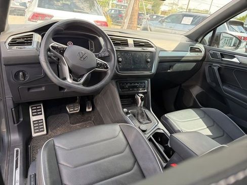 Used 2024 Volkswagen Tiguan SEL R-Line image 20