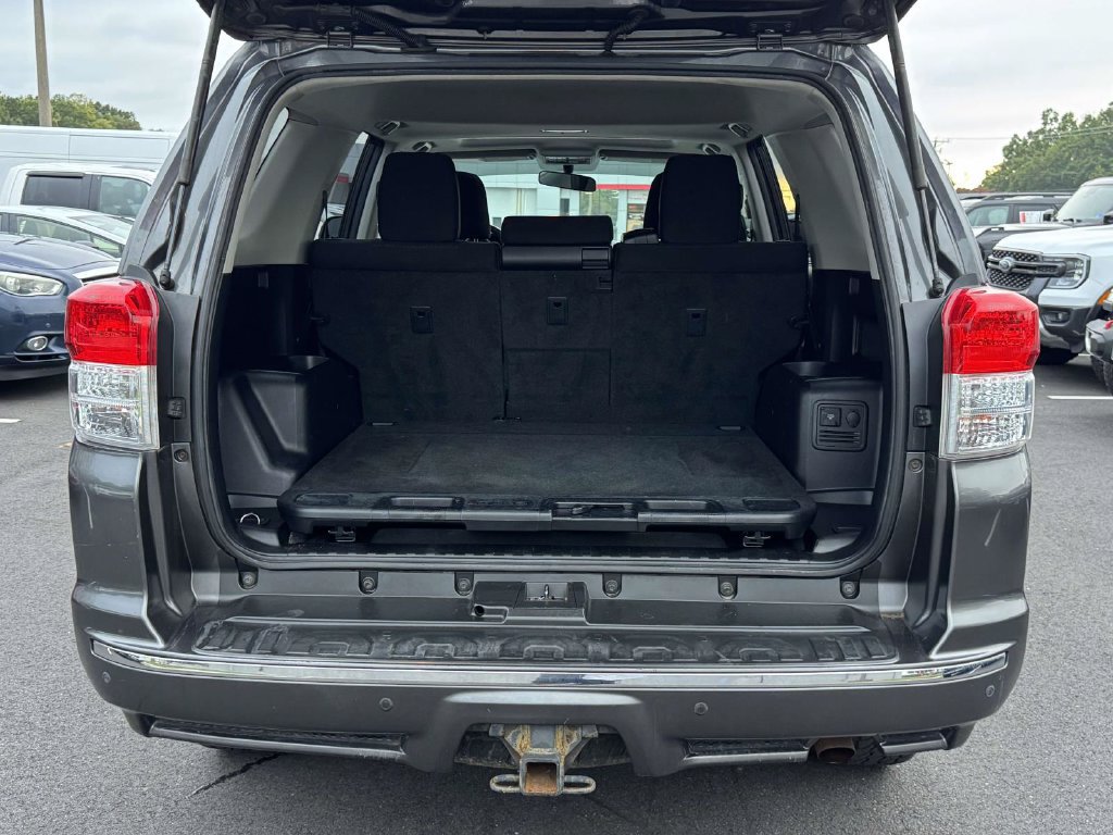 Used 2011 Toyota 4Runner SR5 w/ Convenience Pkg AWD/4WD image 15