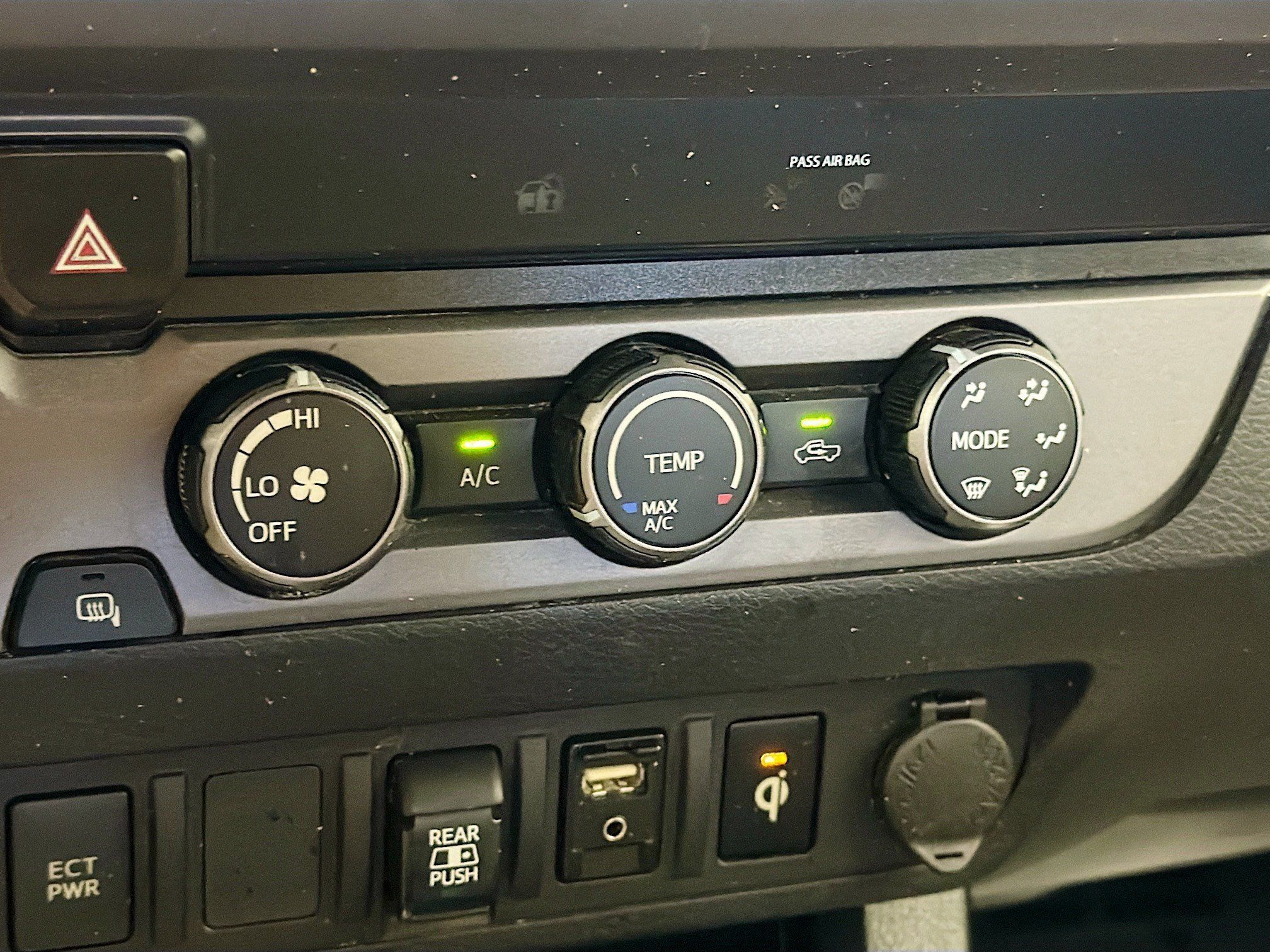 Used 2019 Toyota Tacoma TRD Sport RWD image 10