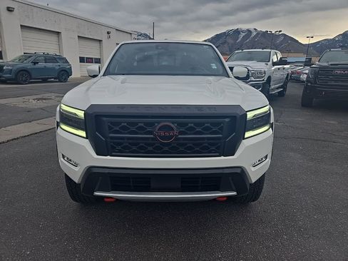 Used 2024 Nissan Frontier PRO-4X w/ Off-Road Protection Package image 2
