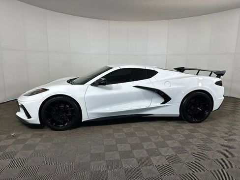 Used 2024 Chevrolet Corvette Stingray Preferred Cpe w/ Z51 Performance Package image 7