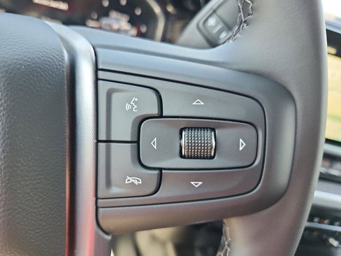 New 2026 GMC Sierra 2500 SLT image 30