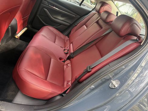 Used 2025 MAZDA MAZDA3 s image 31