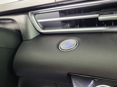 New 2025 Hyundai Elantra Blue image 17