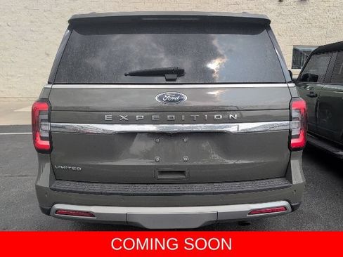 Used 2024 Ford Expedition Limited AWD/4WD image 7