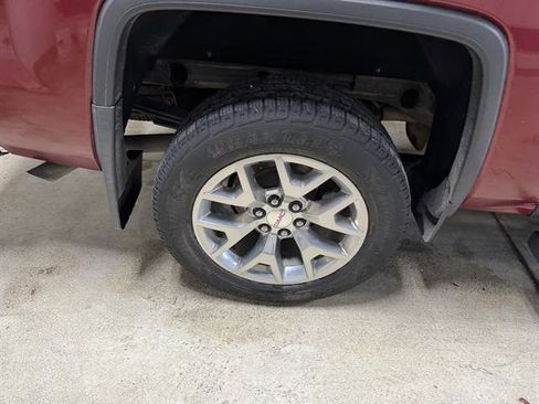 Used 2018 GMC Sierra 1500 SLT AWD/4WD image 7