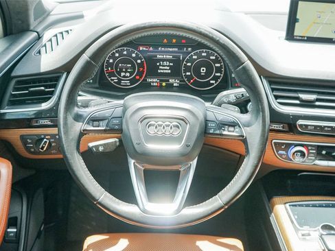 Used 2017 Audi Q7 3.0T Prestige w/ Prestige Package AWD/4WD image 25