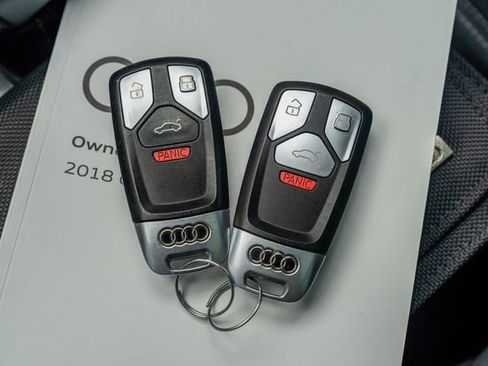 Used 2018 Audi SQ5 Prestige w/ Prestige Package image 49