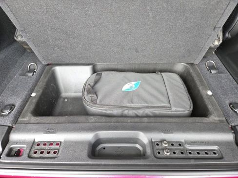 Used 2022 Jeep Wrangler Unlimited Rubicon 4xe w/ Dual Top Group image 47