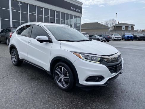 Used 2022 Honda HR-V EX image 9