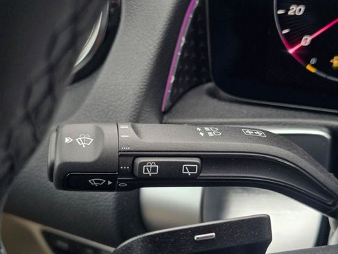 New 2026 Mercedes-Benz GLB 250 4MATIC image 40