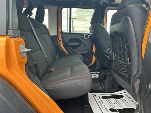 Used 2021 Jeep Wrangler Unlimited Rubicon w/ Cold Weather Group image 13