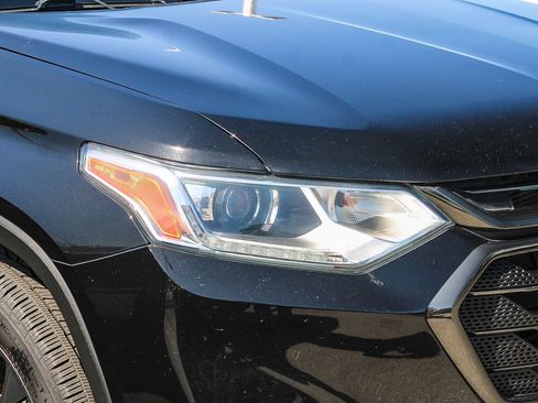 Used 2021 Chevrolet Traverse RS FWD image 10