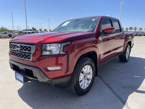 Certified 2024 Nissan Frontier SV w/ SV Convenience Package image 5