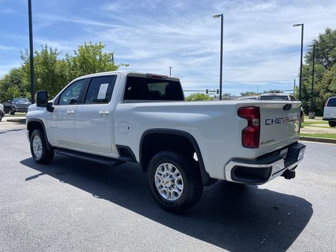 Used 2021 Chevrolet Silverado 2500 LT w/ Convenience Package AWD/4WD image 7