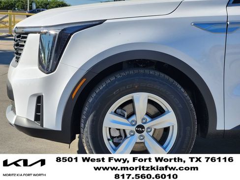 New 2026 Kia Sorento LX FWD image 6