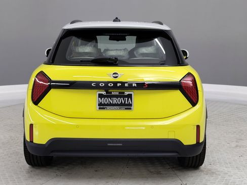 Used 2026 MINI Cooper S FWD image 7
