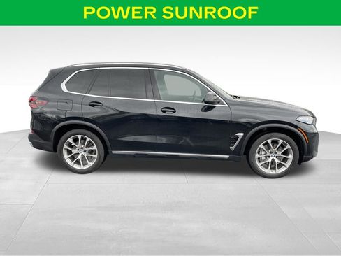 Used 2024 BMW X5 xDrive40i w/ Premium Package AWD/4WD image 6