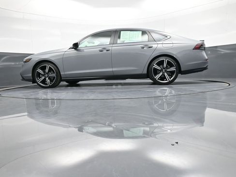 Certified 2024 Honda Accord Sport image 31