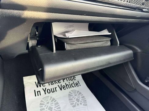 Used 2025 Honda Civic Sport image 32