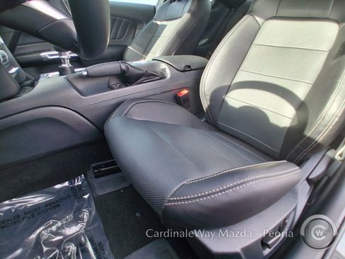 Used 2022 Ford Mustang GT Premium image 13