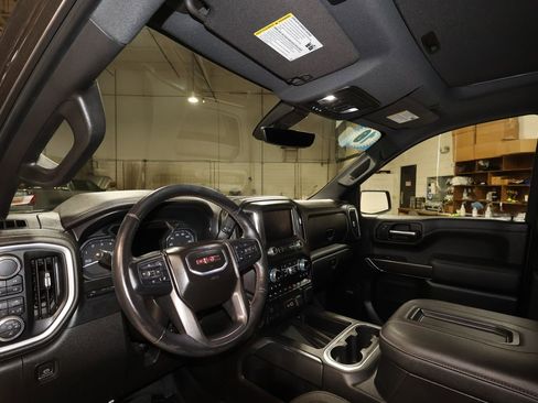 Used 2019 GMC Sierra 1500 AT4 w/ AT4 Premium Package image 9