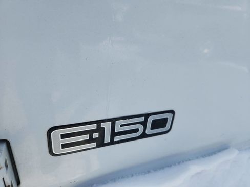 Used 1999 Ford E-150 and Econoline 150 image 4