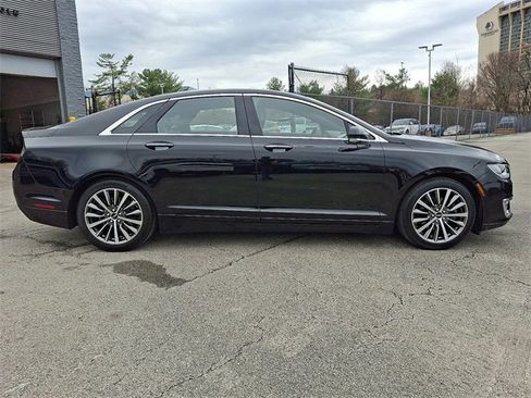 Used 2019 Lincoln MKZ Premiere image 7