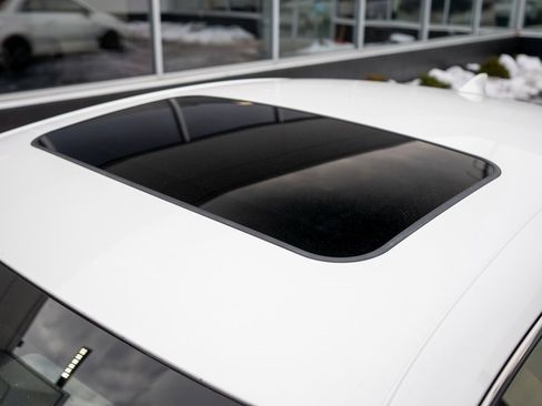 Used 2017 Lexus IS 200t image 12