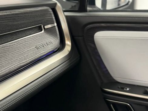 Used 2022 Rivian R1T Adventure AWD/4WD image 36