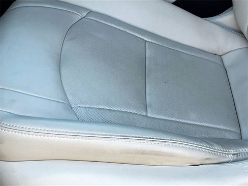 Used 2023 Buick Enclave Premium w/ Experience Buick Package image 20