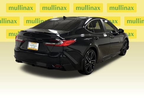 Used 2025 Toyota Camry XSE image 25