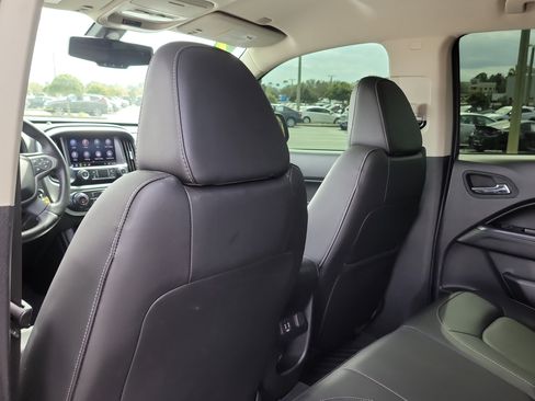 Used 2022 Chevrolet Colorado ZR2 image 14