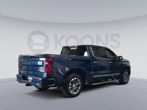 Used 2023 Chevrolet Silverado 1500 High Country w/ Z71 Off-Road Package AWD/4WD image 11