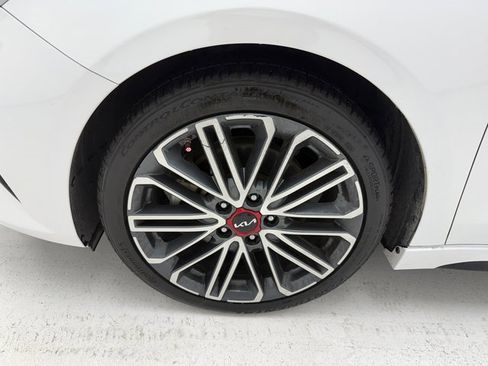 Used 2022 Kia Forte GT image 7