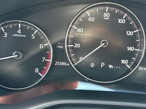 Used 2023 MAZDA MAZDA3 s image 19