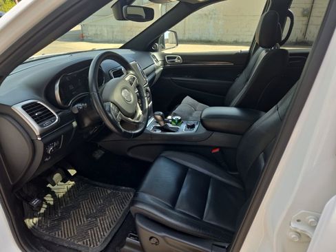 Used 2022 Jeep Grand Cherokee Limited AWD/4WD image 21