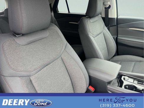 New 2026 Ford Explorer Active image 13