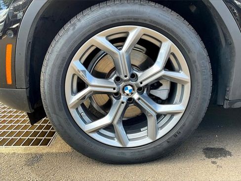 Used 2024 BMW X3 sDrive30i w/ Convenience Package image 9