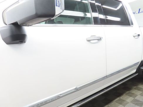 Used 2024 Chevrolet Silverado 2500 High Country w/ High Country Premium Package AWD/4WD image 45