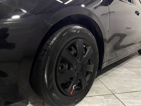 Used 2022 Kia Forte FE image 40