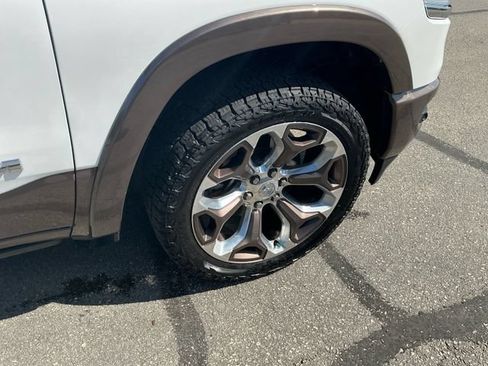 Used 2023 RAM 1500 Limited AWD/4WD image 17