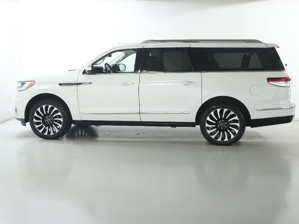 Used 2022 Lincoln Navigator L Black Label AWD/4WD image 45