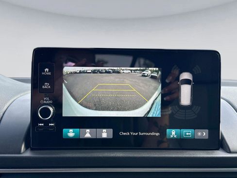 Certified 2024 Honda Pilot Touring image 26
