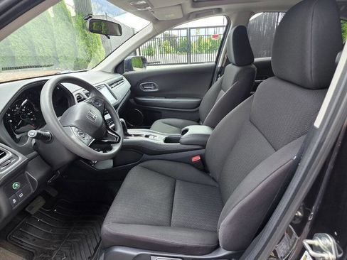 Used 2016 Honda HR-V EX image 8