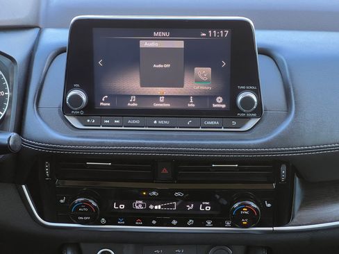 Used 2021 Nissan Rogue SL image 17