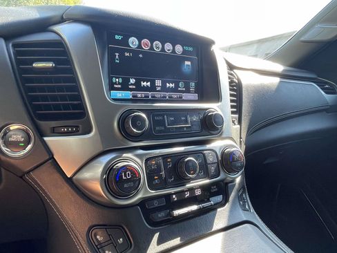Used 2020 Chevrolet Tahoe Premier AWD/4WD image 33