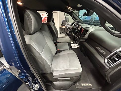 Used 2021 RAM 2500 Big Horn w/ Level 1 Equipment Group AWD/4WD image 35